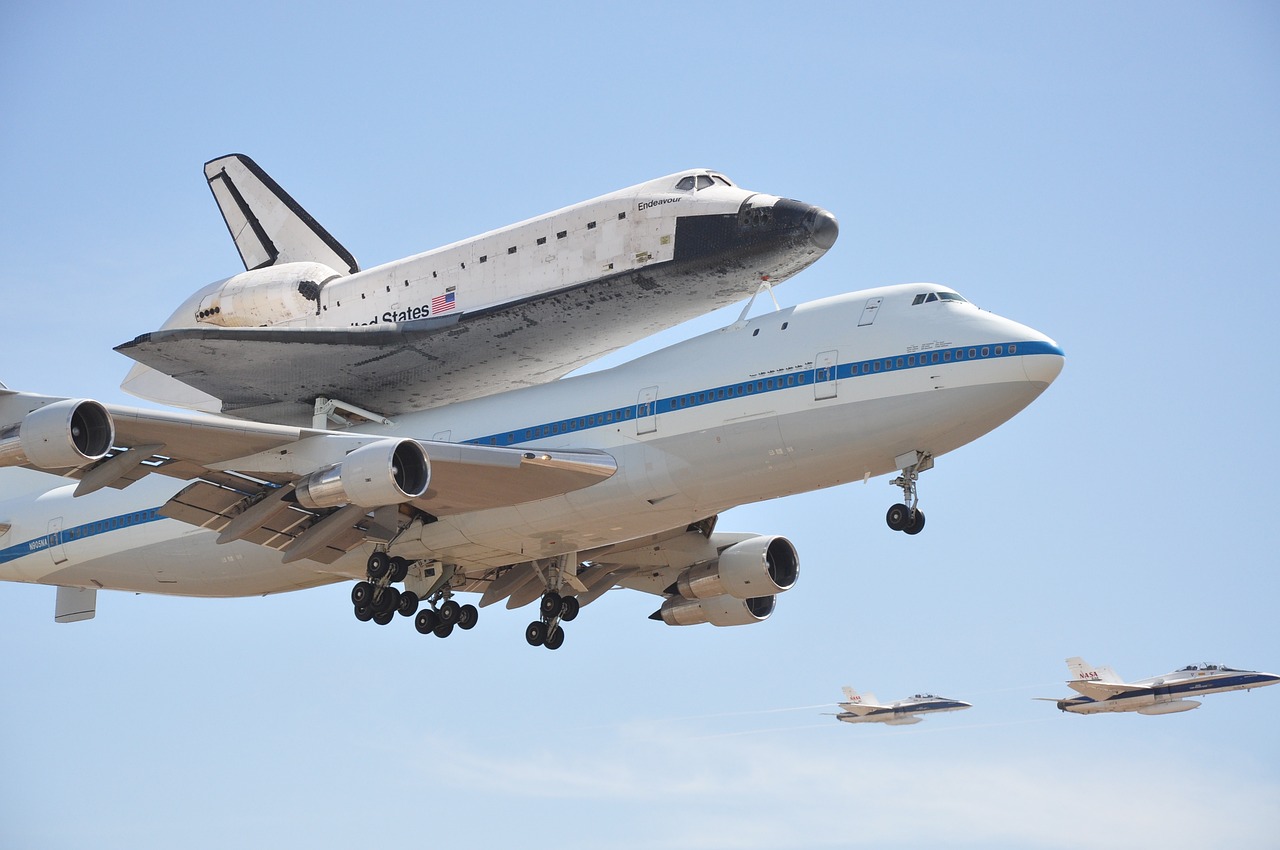 航天火箭发射，探索宇宙壮丽之旅启程