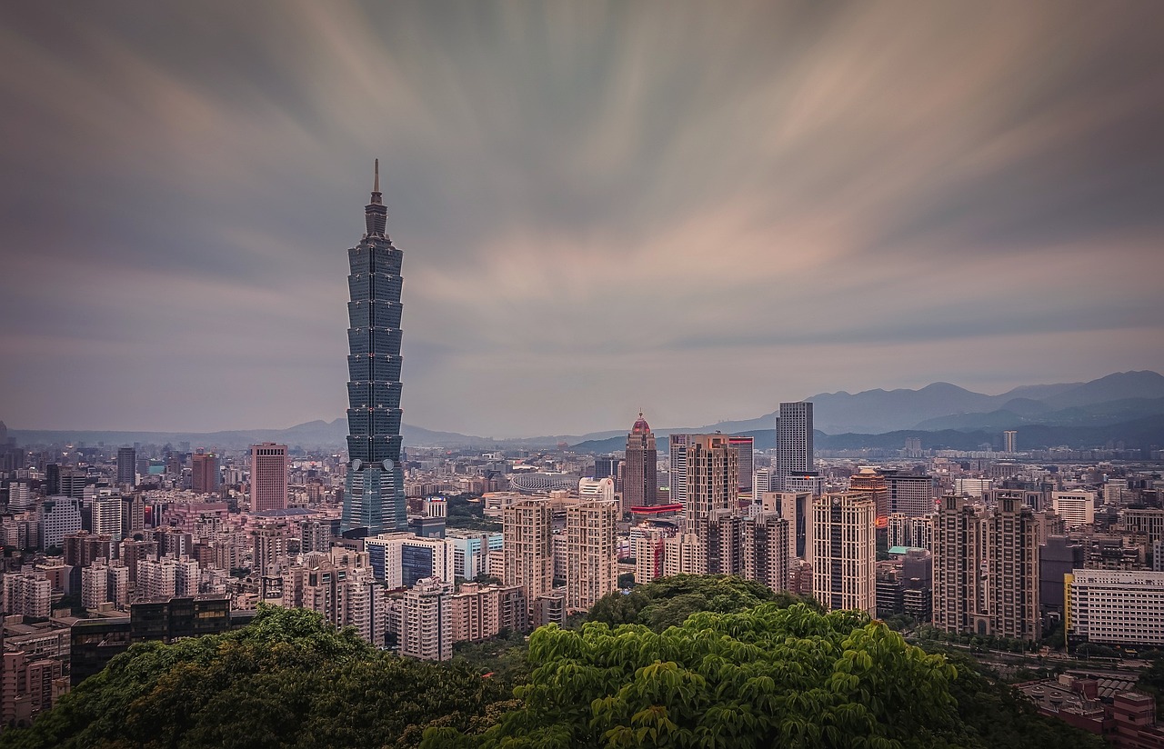 药王古寺，历史与现代的交融之旅