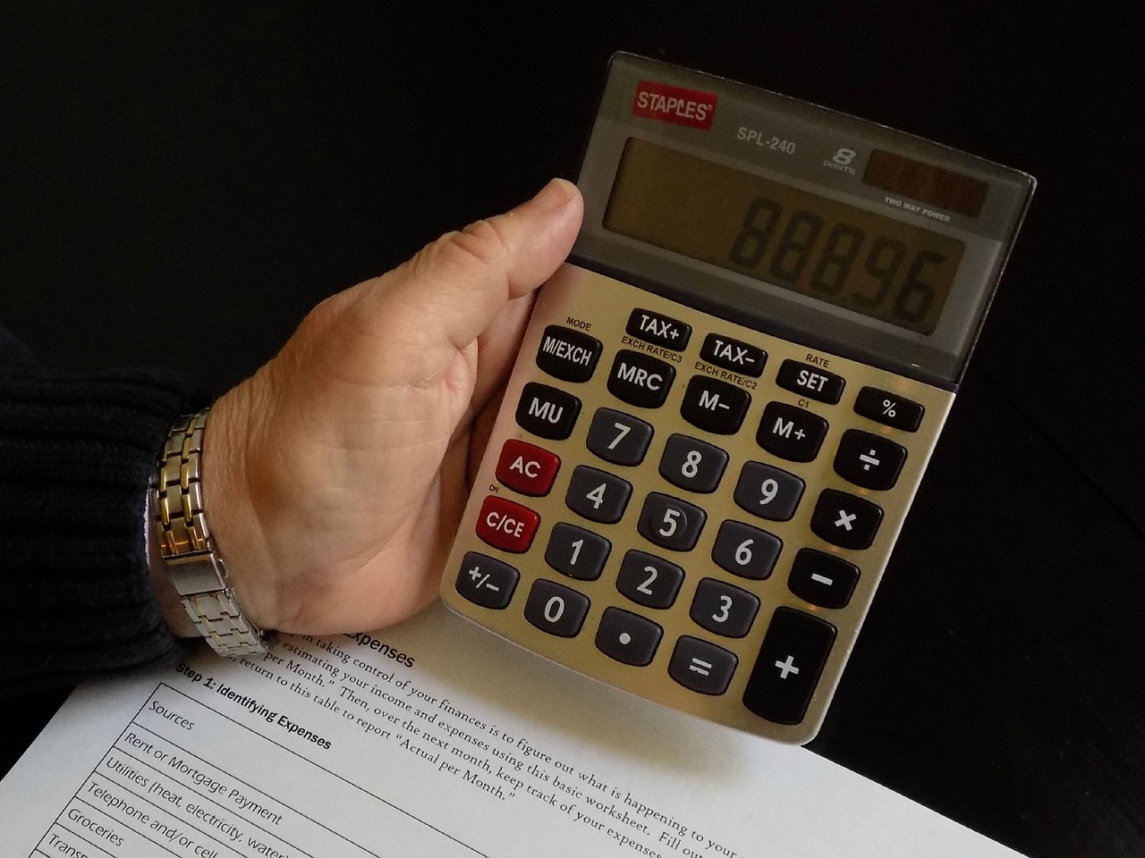 构建稳健金融生态的关键要素，稳定额度为核心
