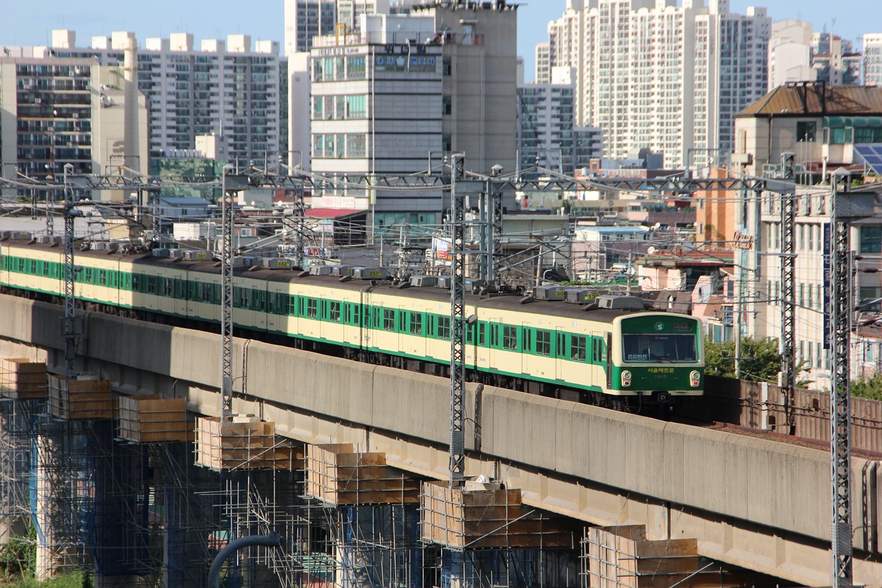 成都地铁3号线，城市的脉搏，生活的轨迹